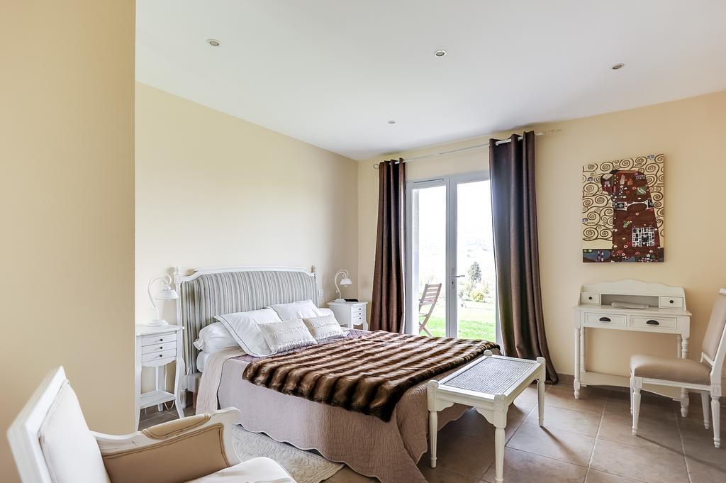 Relais De L'Alsou- Piscine Bed & Breakfast Labastide-en-Val Екстериор снимка